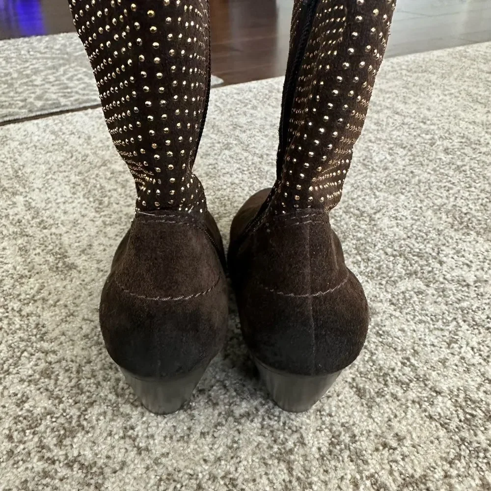 Vaneli Brown Suede Studded Ankle Boots 7